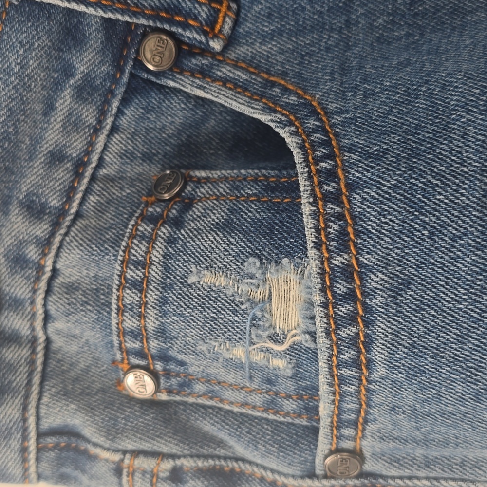 One Teaspoon Distressed Blue Jeans - Picture 9 of 14